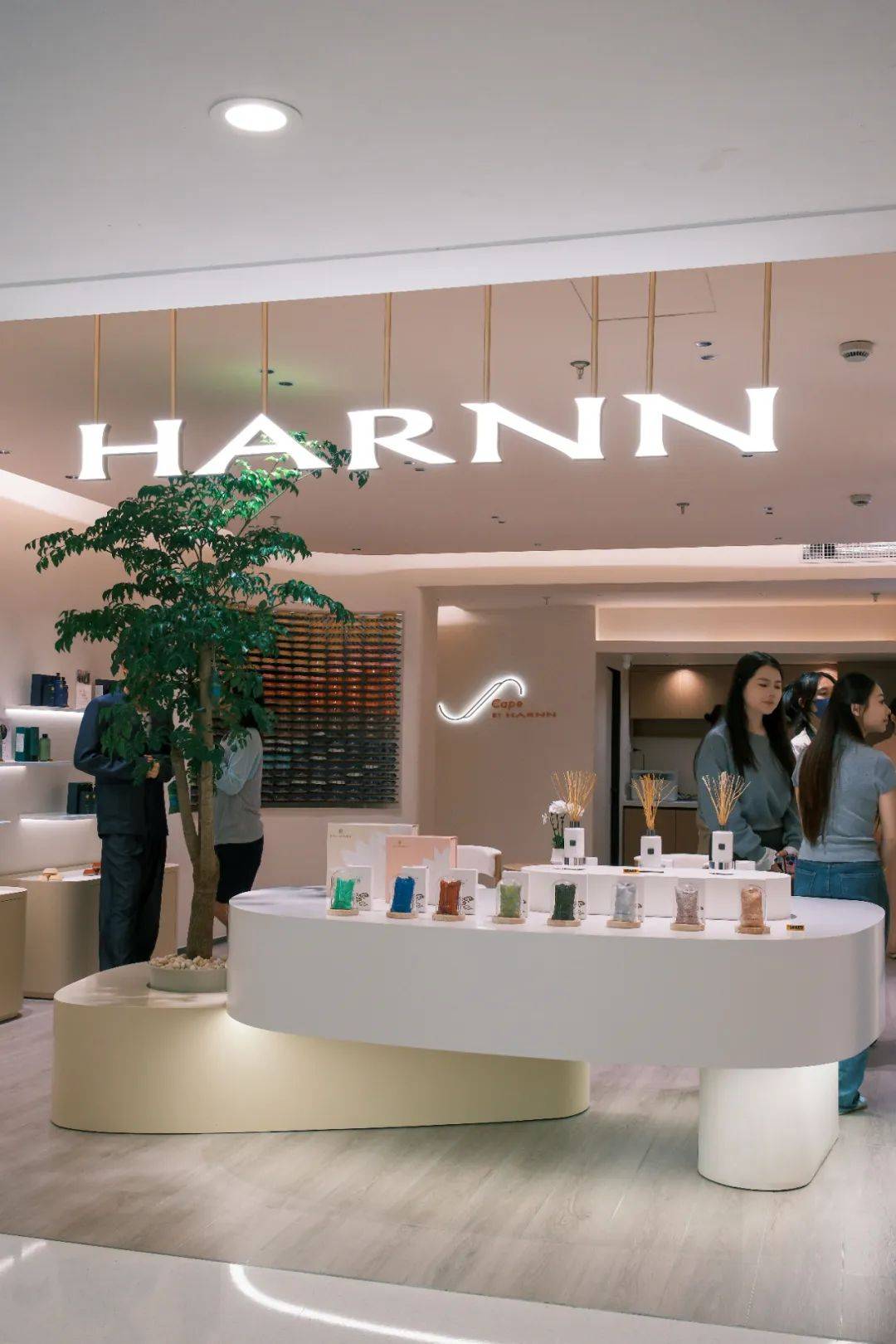 HARNN打造中国线下零售新物种开元棋牌网站“SPA+零售”泰国(图11)